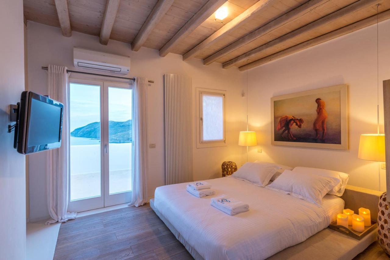 Margi * Mykonos Town