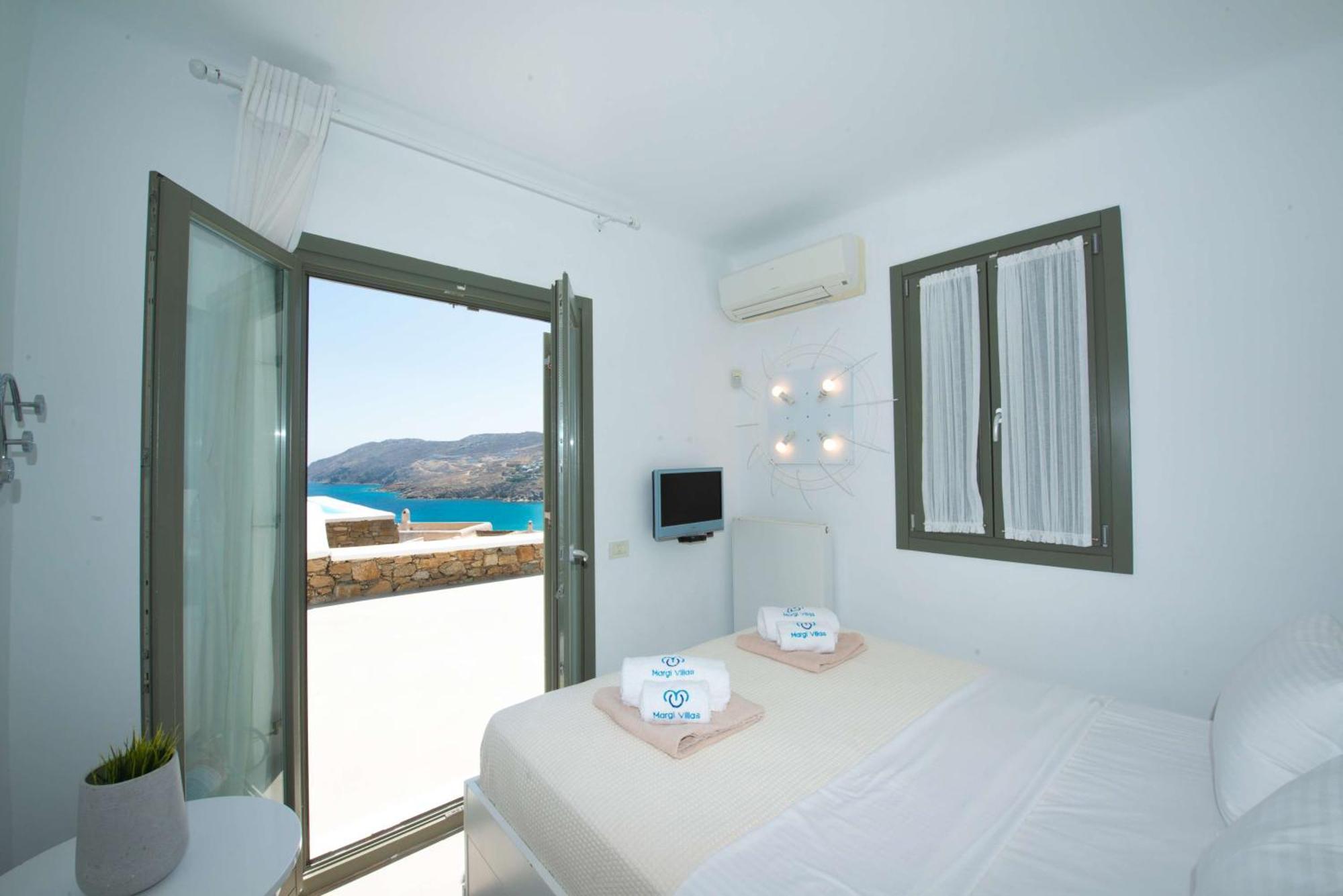 Margi * Mykonos Town